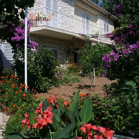 Pensjonat Triple Hvar 141a