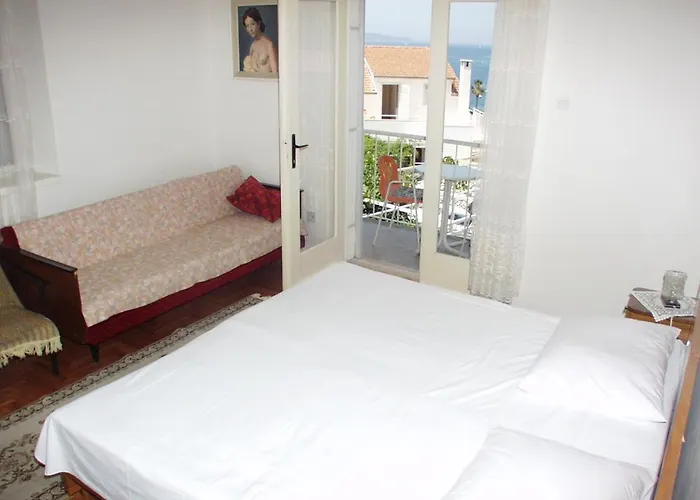 Triple Hvar 141a Hvar Town